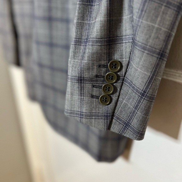 Canali Gray and Blue Checkered Blazer - Picture 5 of 8